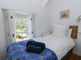 Dolwylan Cottage