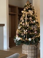 Lovely apt With Garden in South Tyrol