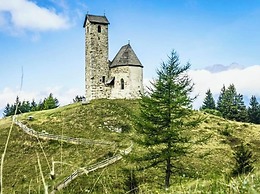 Lovely apt With Garden in South Tyrol