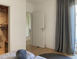 Lovely apt With Garden in South Tyrol