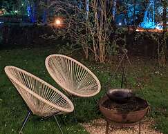 Swan Lodge With Hot Tub, Sauna and Treatments