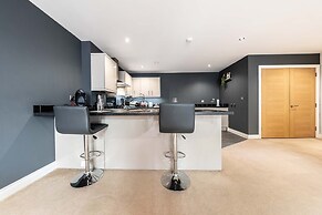 Grade 2 Listed Converted Church, Within 750yrds to Southsea Beach