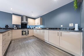 Grade 2 Listed Converted Church, Within 750yrds to Southsea Beach