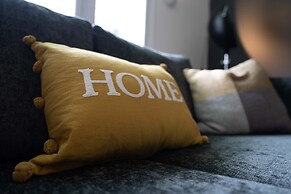 Grade 2 Listed Converted Church, Within 750yrds to Southsea Beach