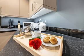 Grade 2 Listed Converted Church, Within 750yrds to Southsea Beach