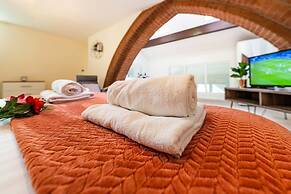 Grade 2 Listed Converted Church, Within 750yrds to Southsea Beach