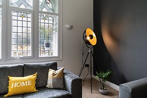 Grade 2 Listed Converted Church, Within 750yrds to Southsea Beach