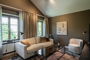 Live and Stay - Ekmanska