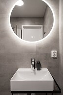 Live and Stay - Ekmanska