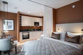 Live and Stay - Ekmanska