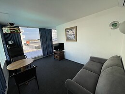 Bel Air Motel