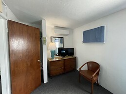 Bel Air Motel