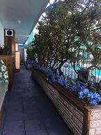 Bel Air Motel
