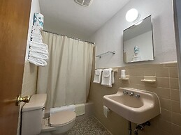 Bel Air Motel