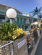 Bel Air Motel