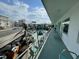 Bel Air Motel