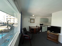 Bel Air Motel