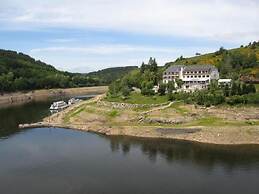 Garabit Hôtel