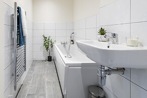 Cosy 2 Bedroom Apartment