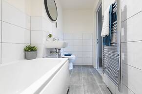 Cosy 2 Bedroom Apartment