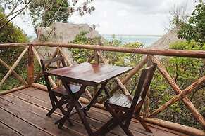 LULÚ La Bruja Yoga Lodge
