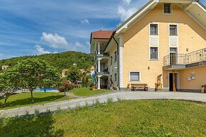 Pool Villa Silva Marija - App 307