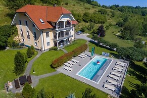 Pool Villa Silva Marija - App 307