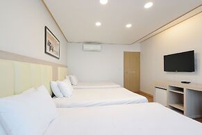Shin Shin Hotel Jeju City