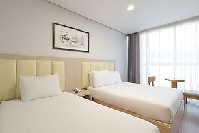 Shin Shin Hotel Jeju City