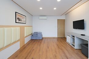 Shin Shin Hotel Jeju City