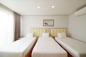 Shin Shin Hotel Jeju City