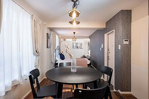 Arita Nipponbashi-nishi