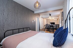 Arita Nipponbashi-nishi