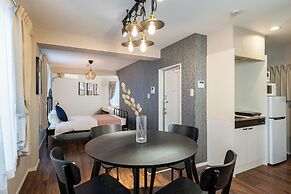 Arita Nipponbashi-nishi