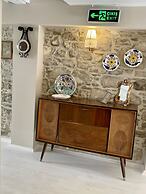 1870 Taş Konak Otel - Sanat Sokağı