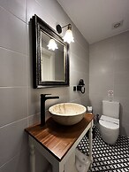 1870 Taş Konak Otel - Sanat Sokağı