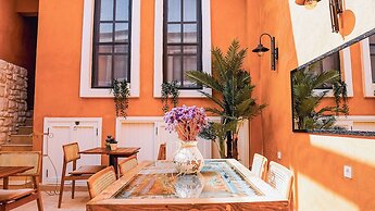 1870 Taş Konak Otel - Sanat Sokağı