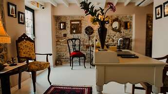 1870 Taş Konak Otel - Sanat Sokağı