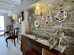 1870 Taş Konak Otel - Sanat Sokağı