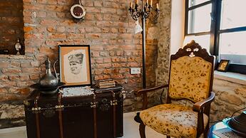 1870 Taş Konak Otel - Sanat Sokağı