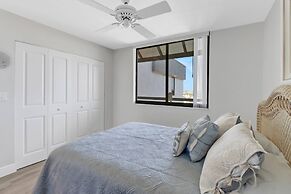 18120 San Carlos Blvd PH5