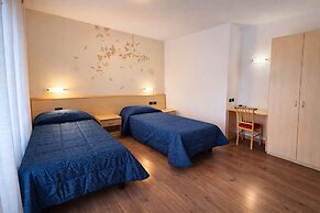Pier Hotel
