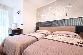Pier Hotel