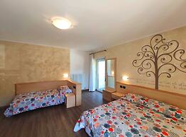 Pier Hotel