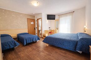 Pier Hotel