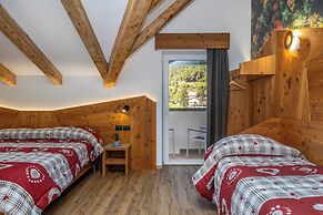 Pier Hotel