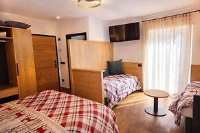 Pier Hotel