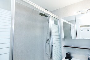 Luxury Apt in central Athens