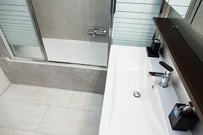 Luxury Apt in central Athens