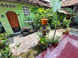 HOMESTAY RACHMAD HOMESTAY WARUNGBOTO